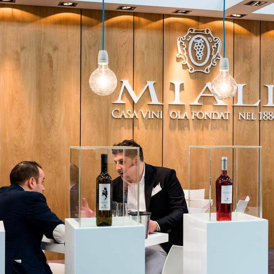 stand vinitaly cantine miali